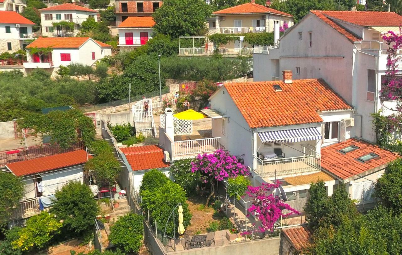 Apartments Hruban Hvar Town Exteriör bild